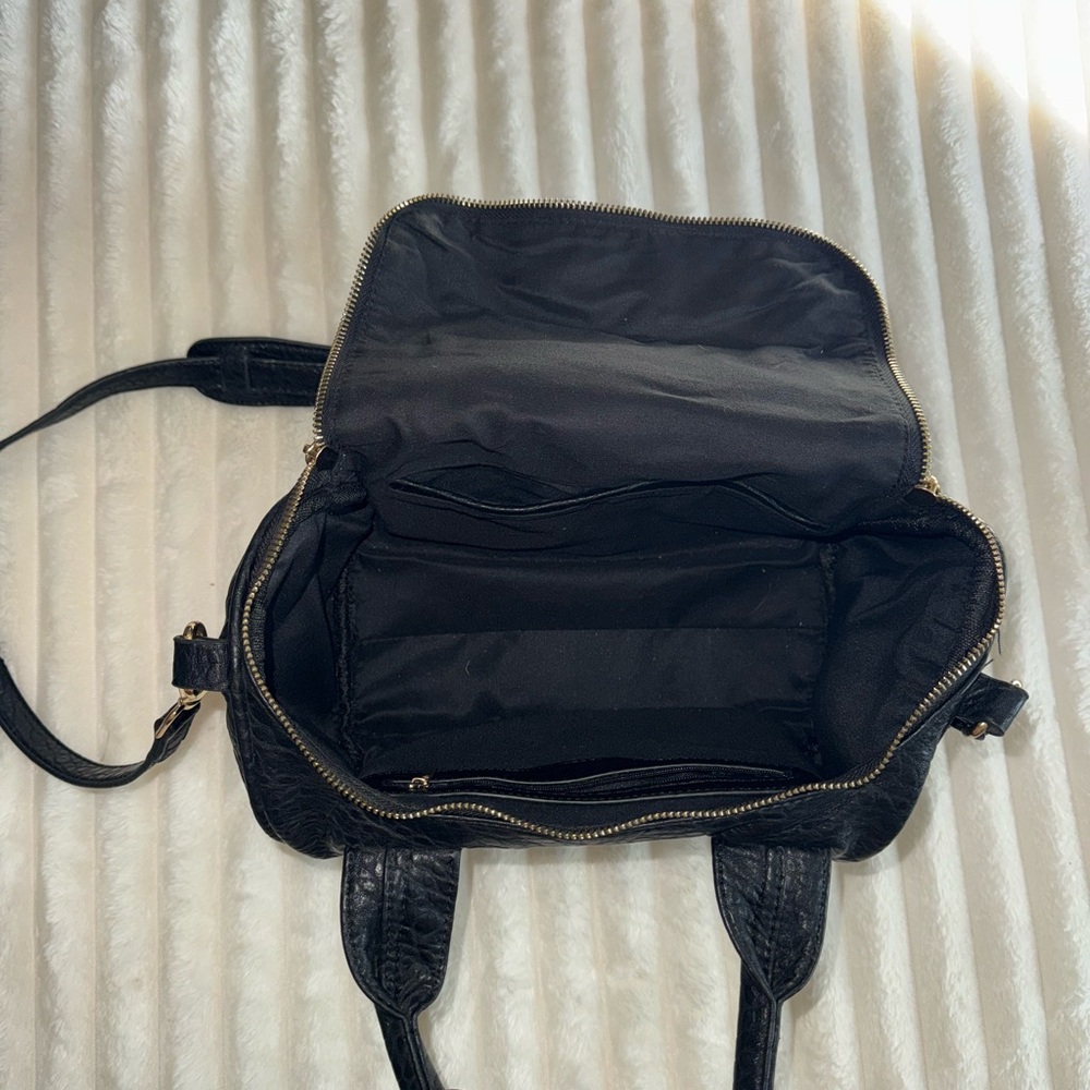 Black Leather Handbag - Picture 7 of 7